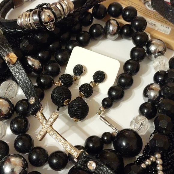Jewelry - Rains Jewelry Box~ Black Beaded necklaces & Earrings Skull bracelet Jewelry lot